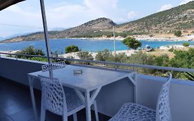 Blue Moon Apartments